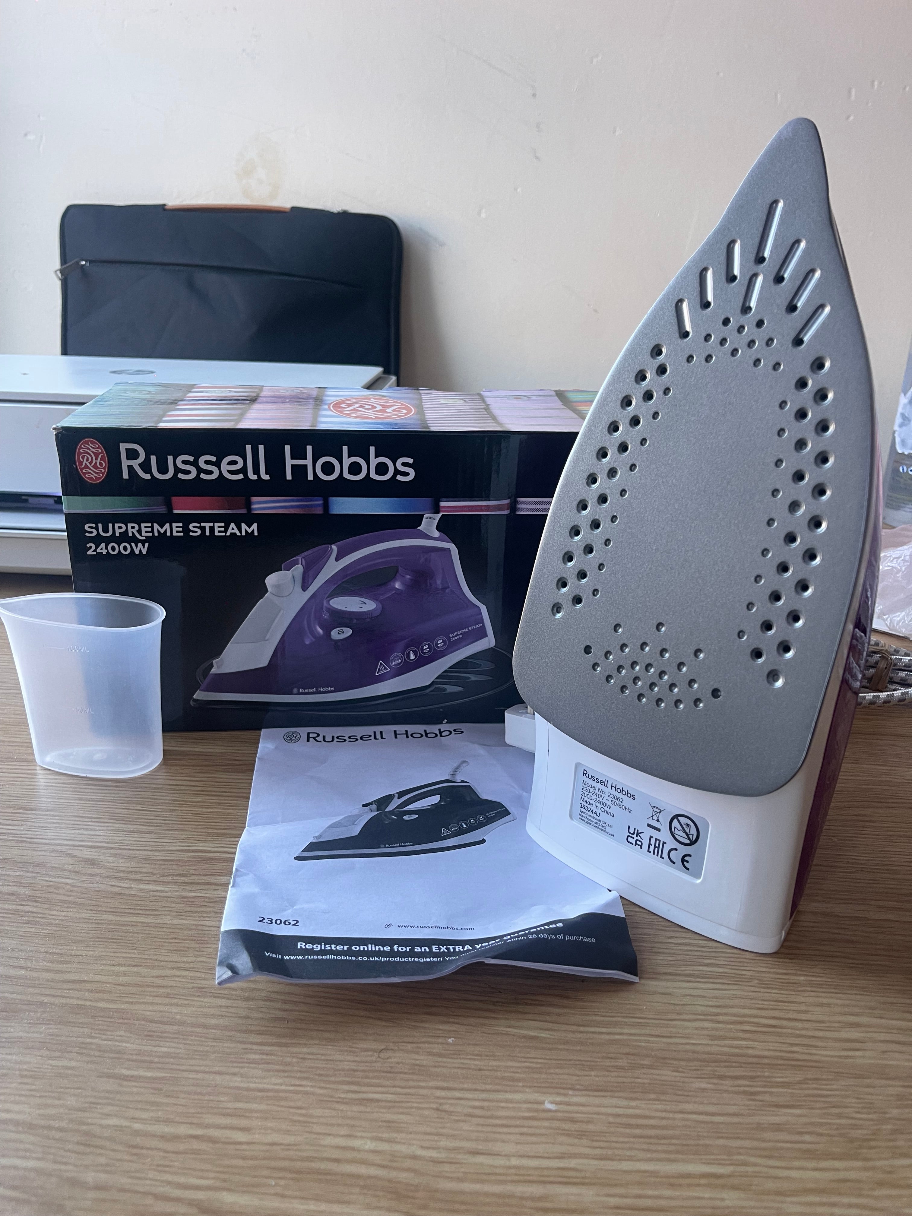 Russell Hobbs Steam Iron |2400W,210g