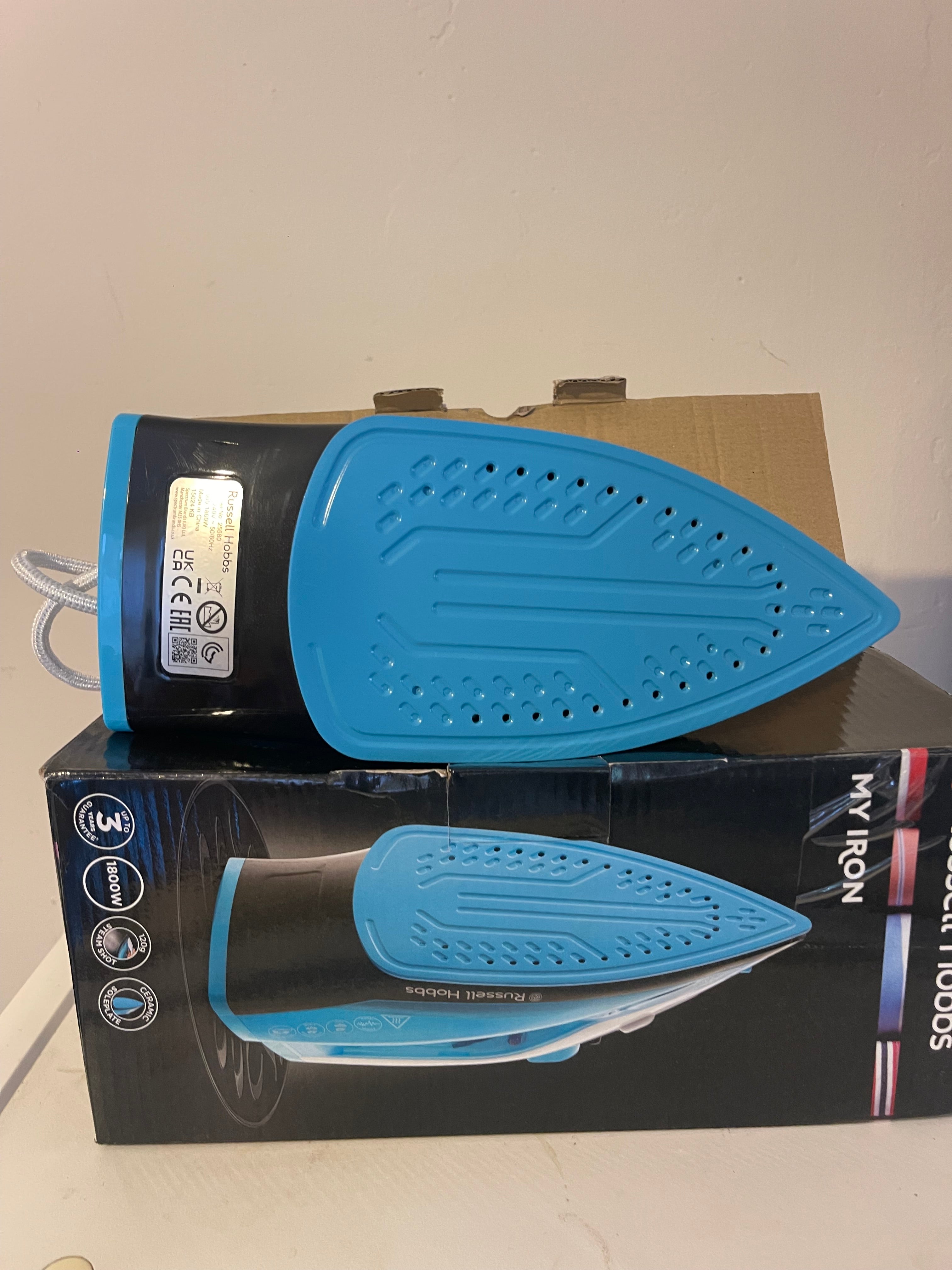 Russell Hobbs Electric Steam Iron Blue 1800W