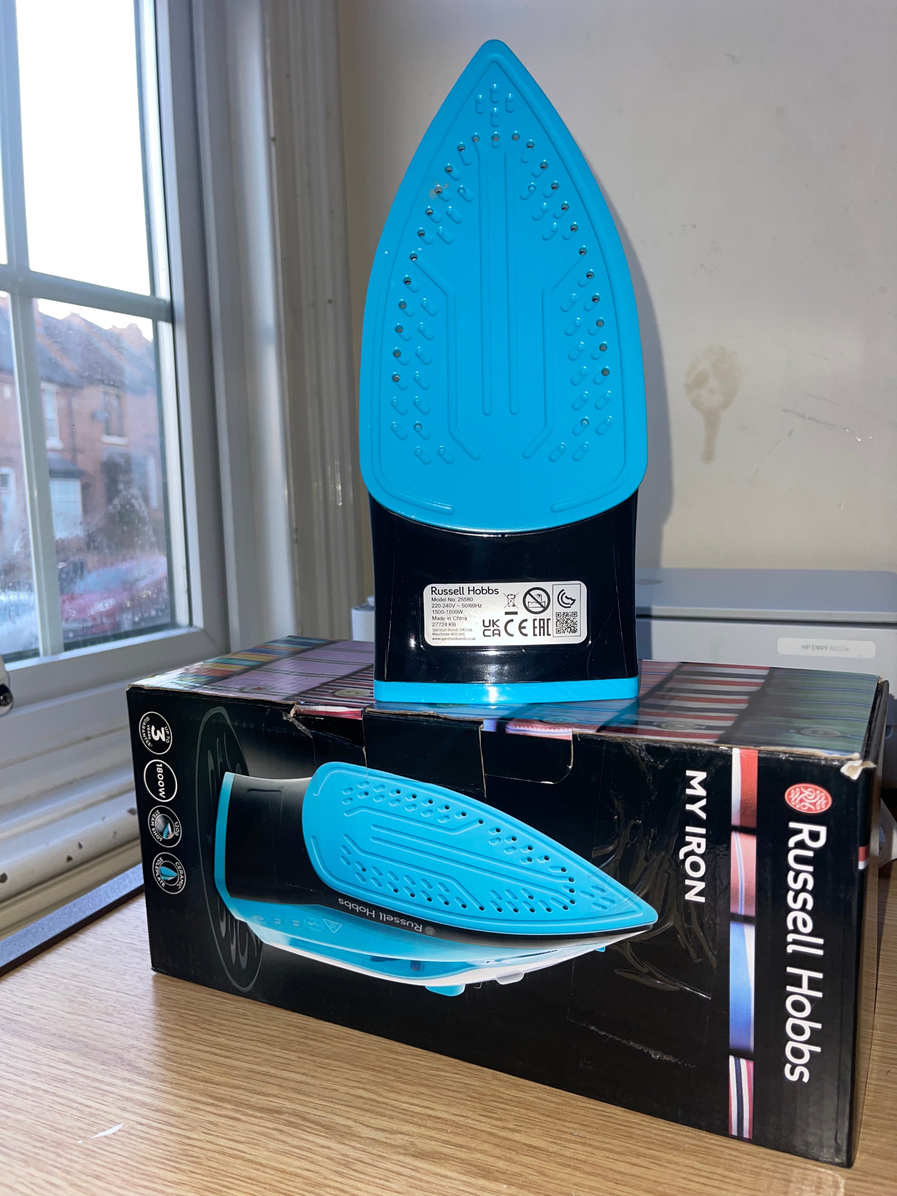 Russell Hobbs Electric Steam Iron Blue 1800W