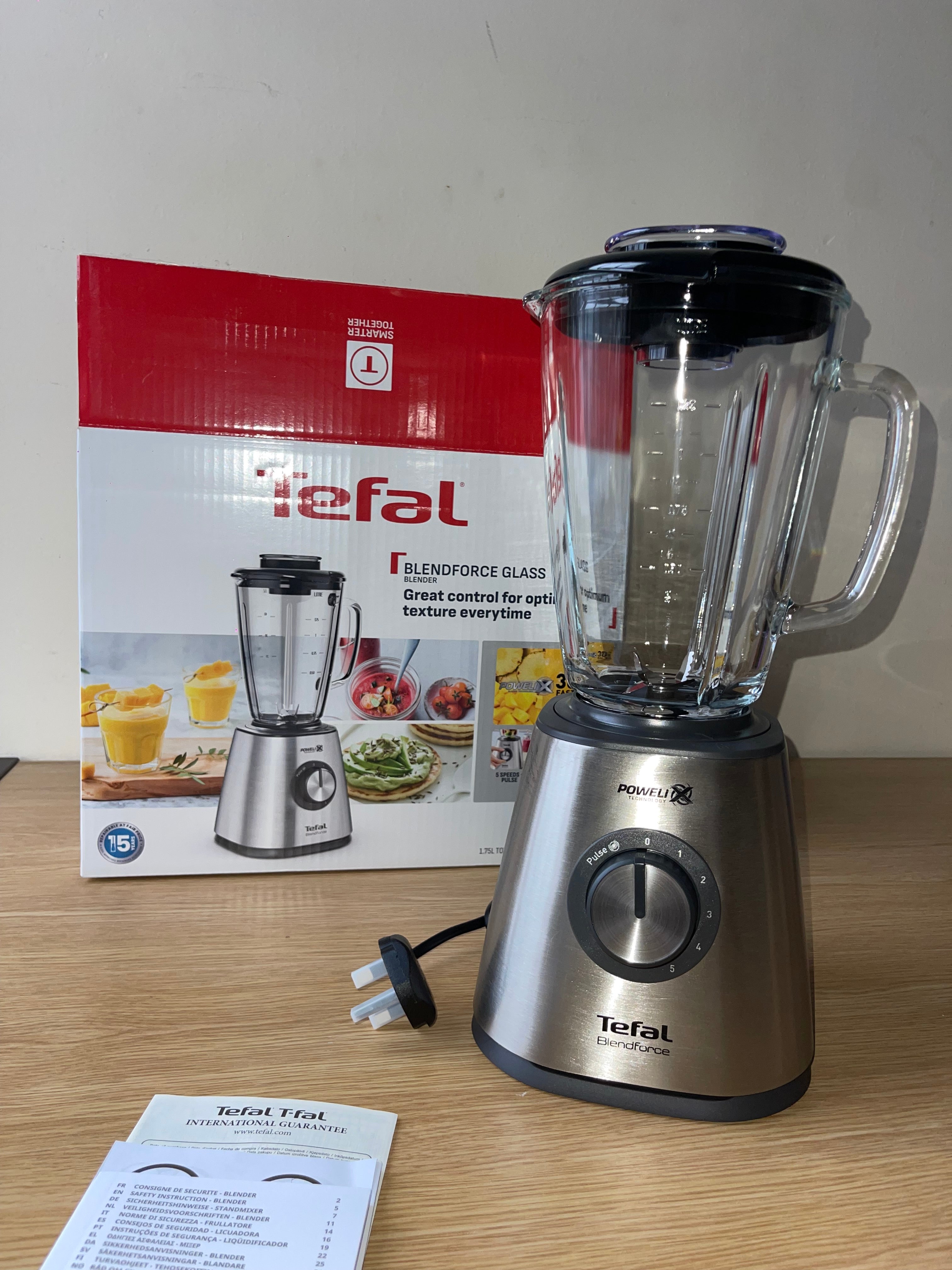 Tefal Blendforce 800W Glass Jug Blender 1.75 L